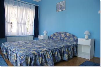 Villa Neitzer Siófok (Plattensee) mit privat pool (schwimmbad) - Blaues Zimmer